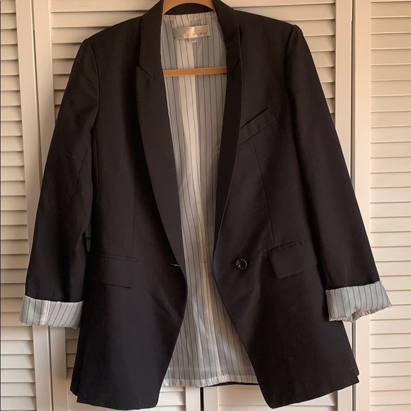 ZOA Jackets & Blazers - ZOA black boyfriend blazer